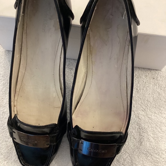 Calvin Klein Loafers Color : (PREOWNED )(Color:Black Patent )(Size: 10) - Picture 1 of 8